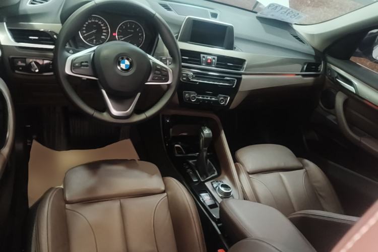 Used BMW X1 2016 sDrive20Li Luxury Model Center Console