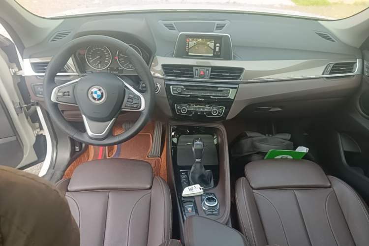 Used BMW X1 2016 sDrive20Li Luxury Model Center Console