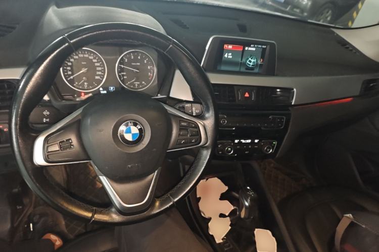 Used BMW X1 2016 sDrive18Li Fashion Model Center Console