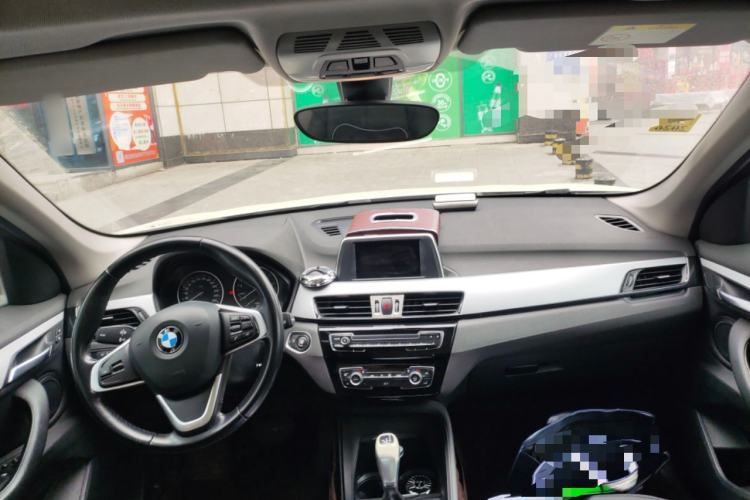 Used BMW X1 2016 sDrive18Li Fashion Model Center Console