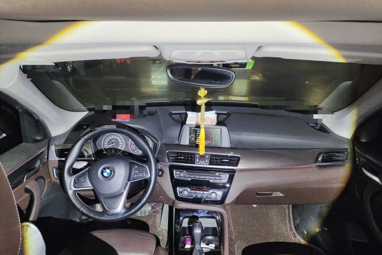 Used BMW X1 2016 sDrive20Li Luxury Model Center Console
