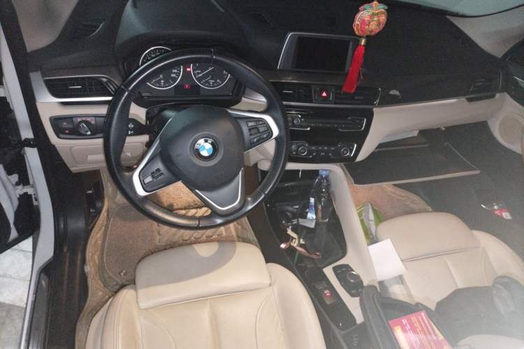 Used BMW X1 2016 sDrive18Li Luxury Model Center Console
