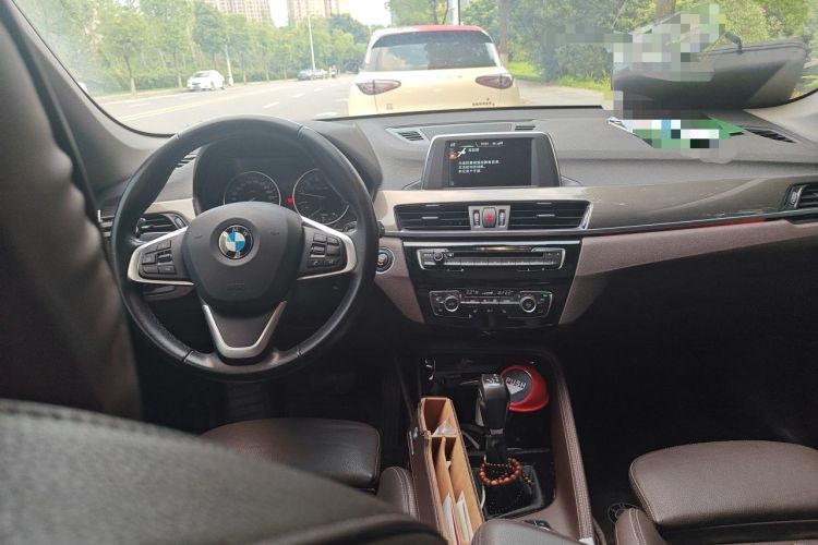 Used BMW X1 2016 sDrive20Li Luxury Model Center Console