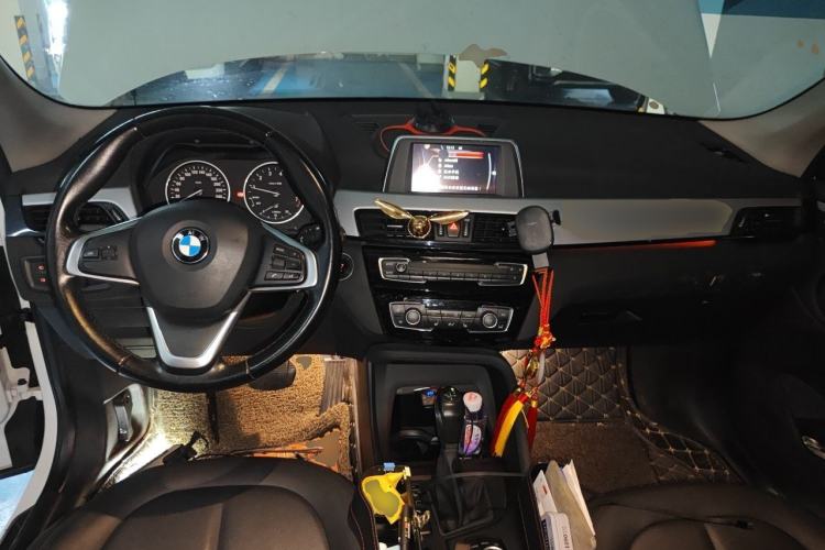 Used BMW X1 2016 sDrive18Li Premium Edition Center Console