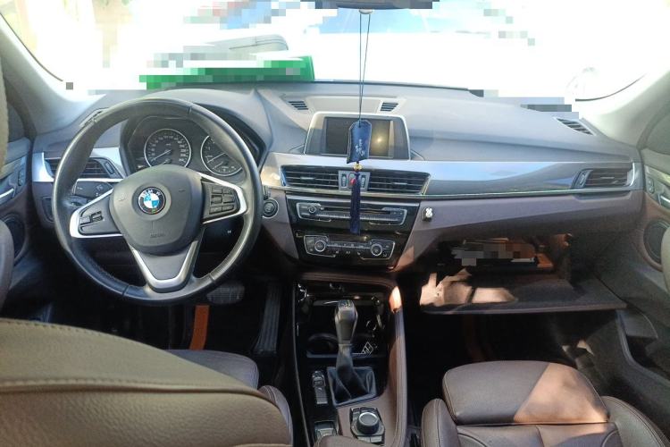 Used BMW X1 2016 sDrive18Li Luxury Model Center Console