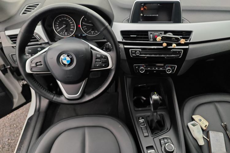 Used BMW X1 2016 sDrive18Li Fashion Model Center Console