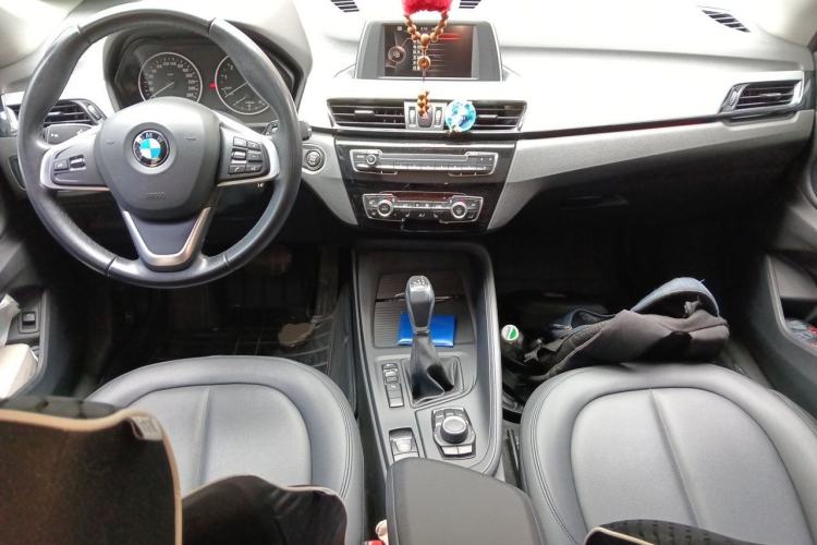 Used BMW X1 2016 sDrive18Li Premium Edition Center Console