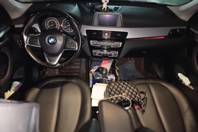 Used BMW X1 2016 sDrive18Li Premium Edition Center Console