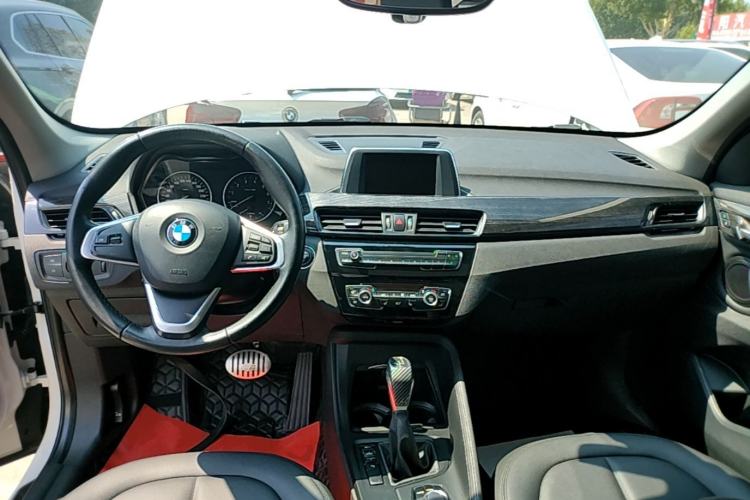 Used BMW X1 2016 sDrive18Li Premium Edition Center Console