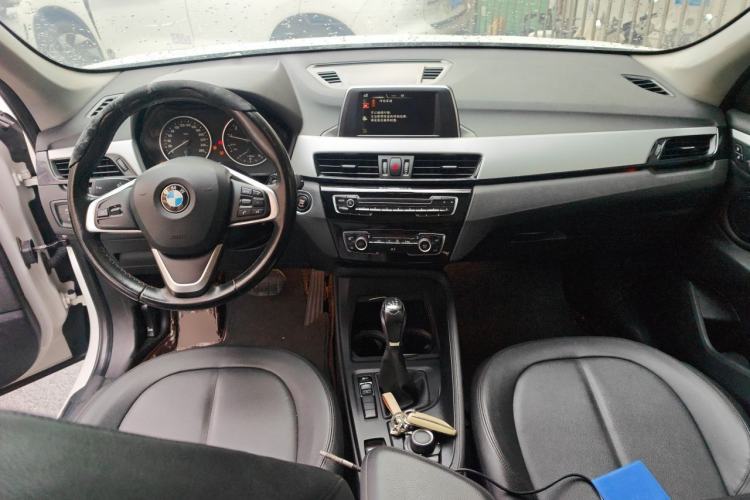 Used BMW X1 2016 sDrive18Li Fashion Model Center Console
