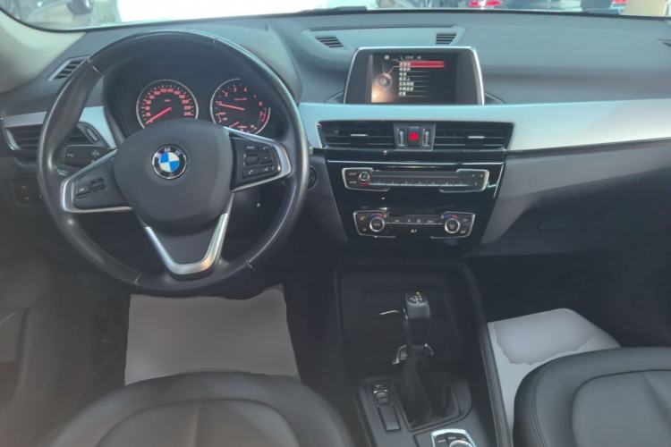 Used BMW X1 2016 sDrive18Li Fashion Model Center Console