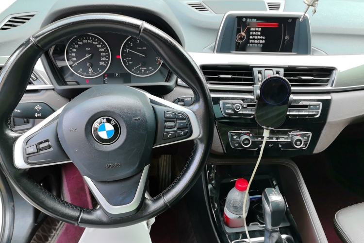 Used BMW X1 2016 sDrive18Li Premium Edition Center Console