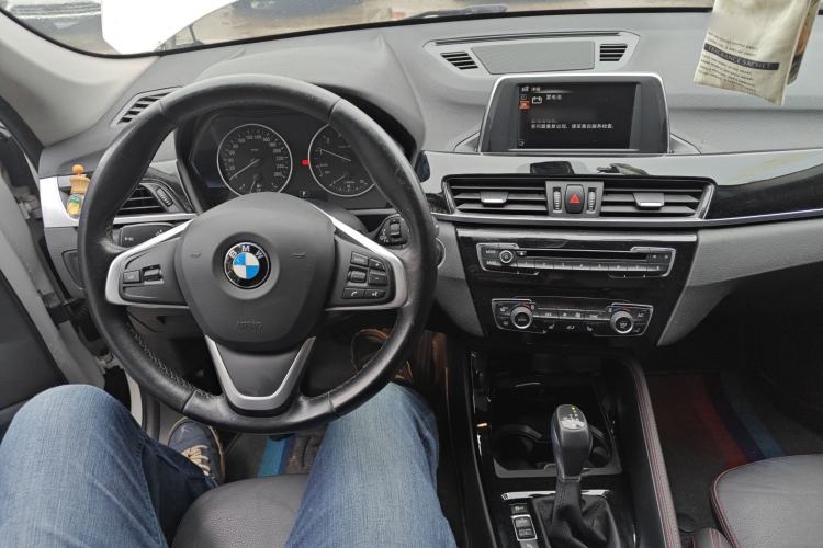 Used BMW X1 2016 sDrive20Li Luxury Model Center Console