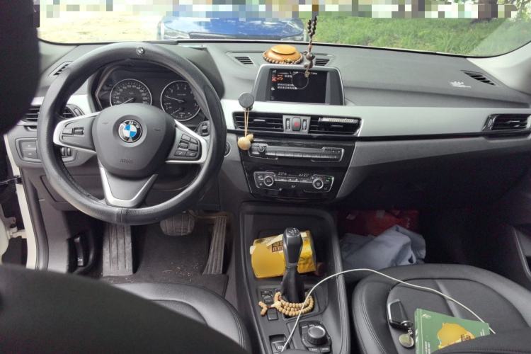 Used BMW X1 2016 sDrive18Li Fashion Model Center Console
