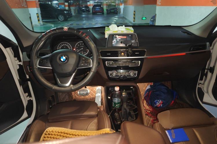Used BMW X1 2016 sDrive20Li Luxury Model Center Console