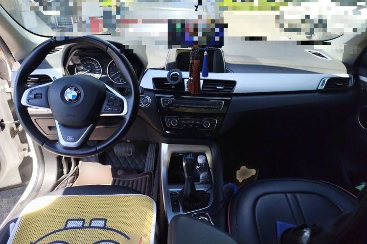 Used BMW X1 2016 sDrive18Li Premium Edition Center Console