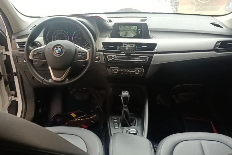 Used BMW X1 2016 sDrive18Li Premium Edition Center Console