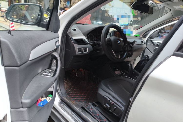 Used BMW X1 2016 sDrive18Li Premium Edition Driver Seat
