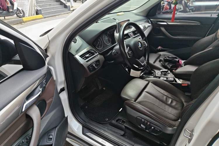 Used BMW X1 2016 sDrive20Li Luxury Model Driver Seat