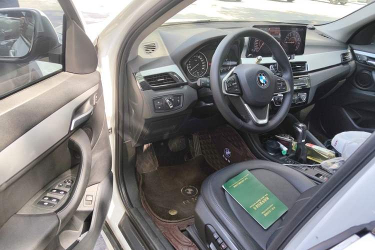 Used BMW X1 2016 sDrive18Li Premium Edition Driver Seat
