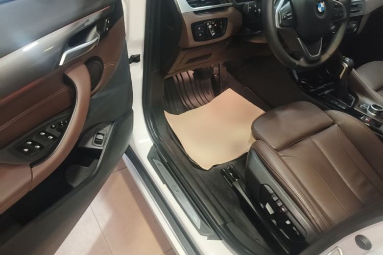Used BMW X1 2016 sDrive20Li Luxury Model Driver Seat
