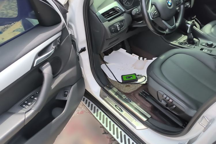 Used BMW X1 2016 sDrive18Li Premium Edition Driver Seat