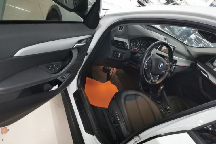 Used BMW X1 2016 sDrive18Li Premium Edition Driver Seat
