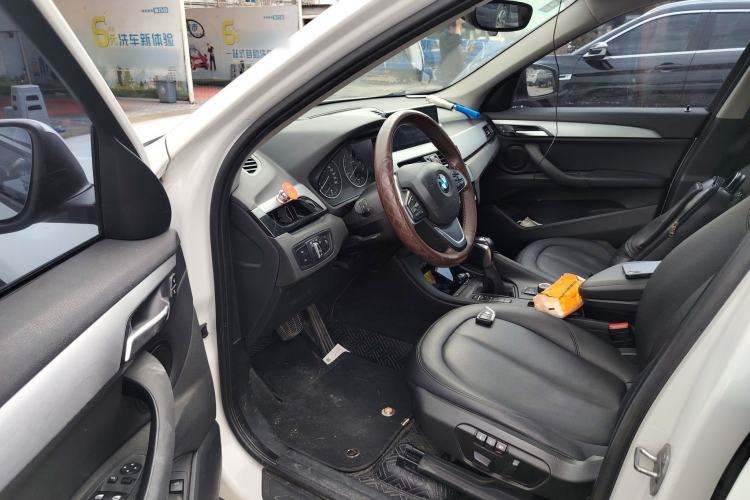 Used BMW X1 2016 sDrive18Li Premium Edition Driver Seat