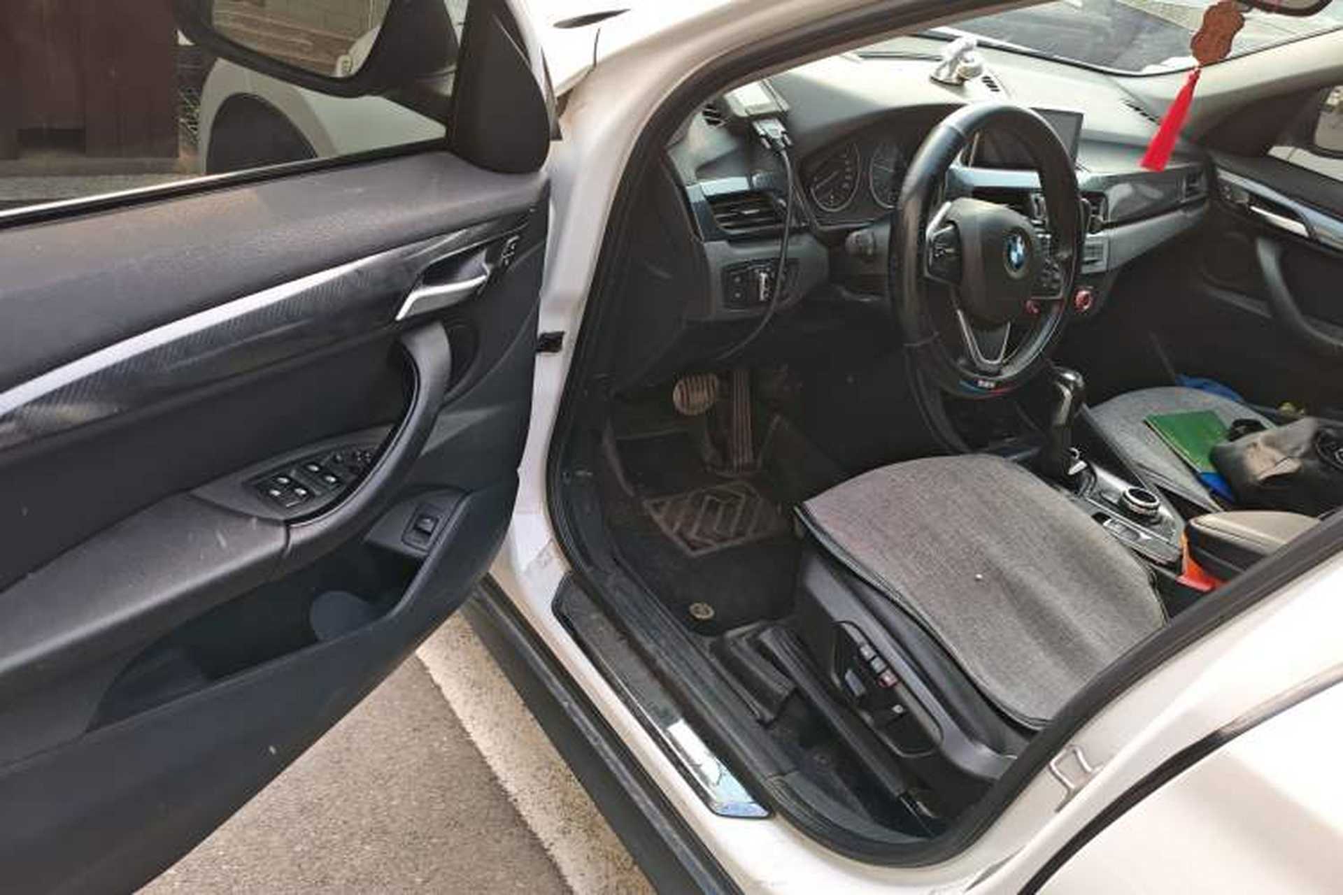 Used BMW X1 2016 sDrive18Li Premium Edition Driver Seat