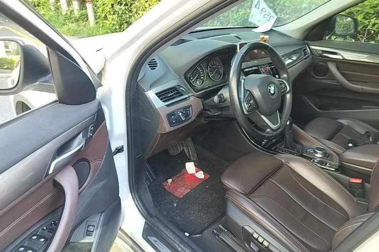 Used BMW X1 2016 xDrive20Li Luxury Model Driver Seat