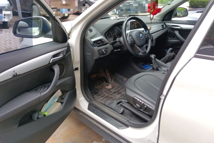 Used BMW X1 2016 sDrive18Li Premium Edition Driver Seat