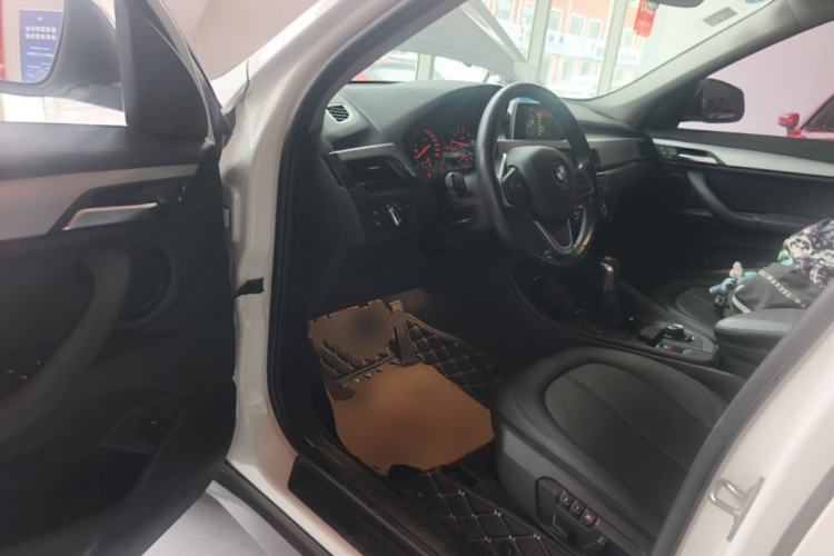 Used BMW X1 2016 sDrive18Li Premium Edition Driver Seat