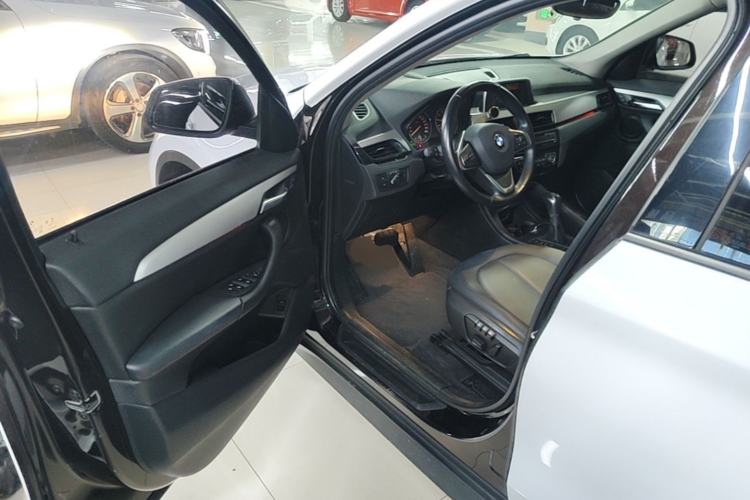 Used BMW X1 2016 sDrive18Li Premium Edition Driver Seat