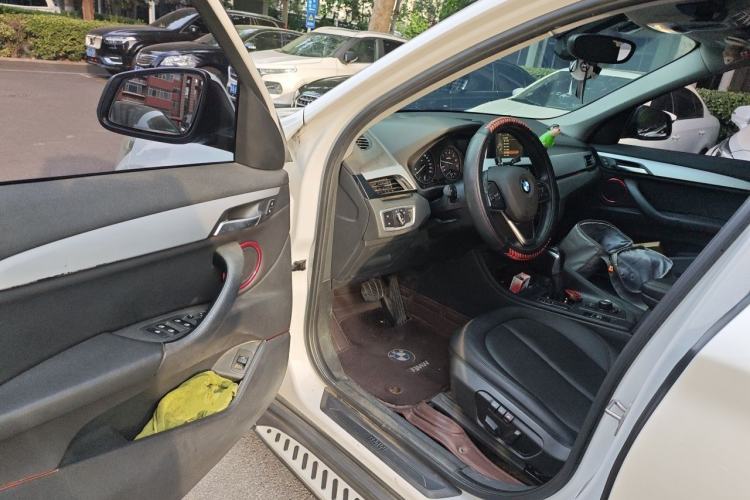Used BMW X1 2016 sDrive18Li Premium Edition Driver Seat