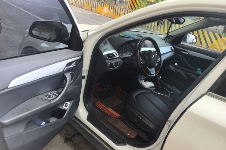 Used BMW X1 2016 sDrive18Li Premium Edition Driver Seat