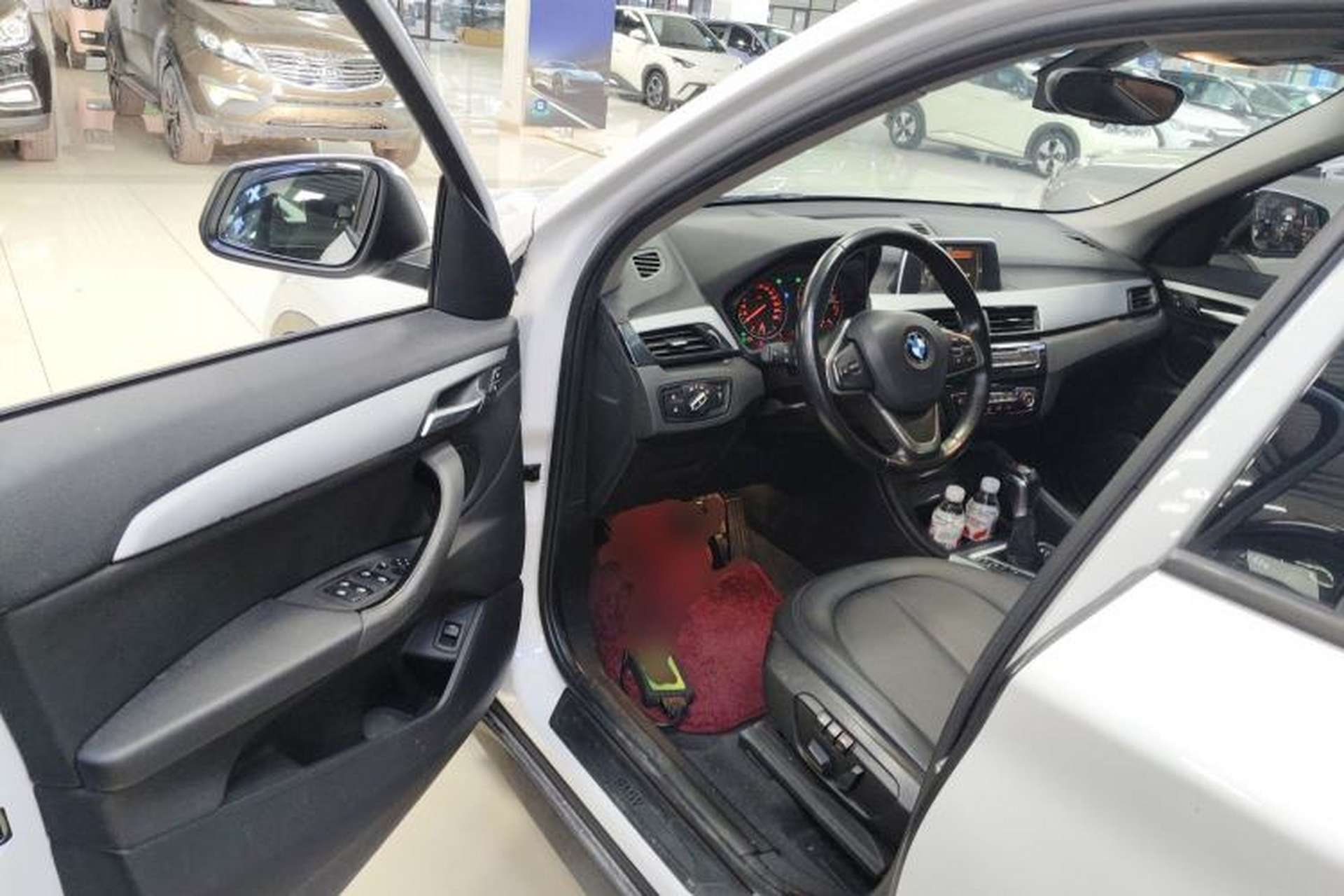 Used BMW X1 2016 sDrive18Li Premium Edition Driver Seat