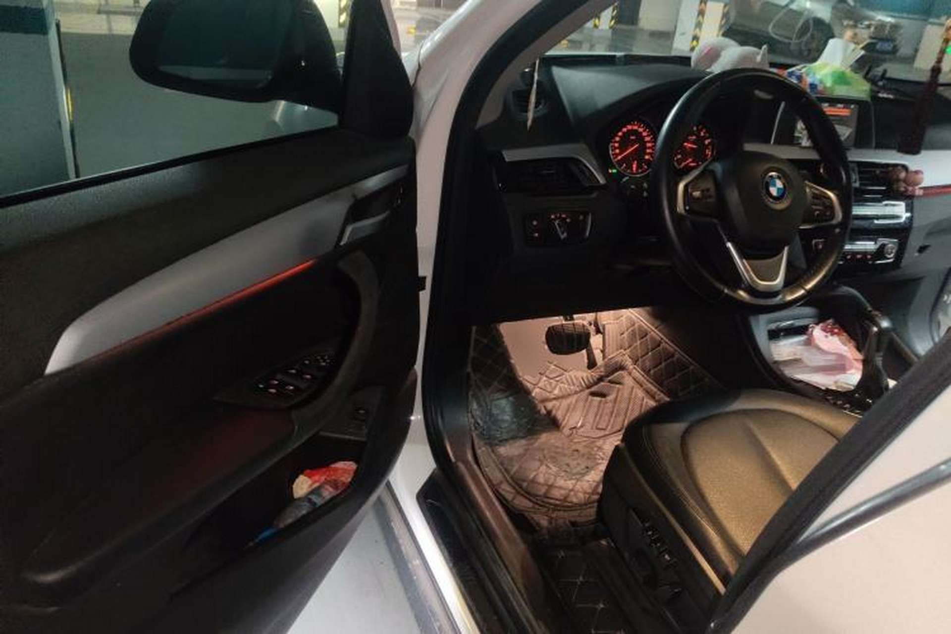 Used BMW X1 2016 sDrive18Li Premium Edition Driver Seat