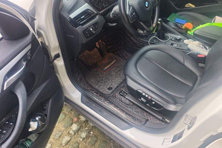 Used BMW X1 2016 sDrive18Li Premium Edition Driver Seat