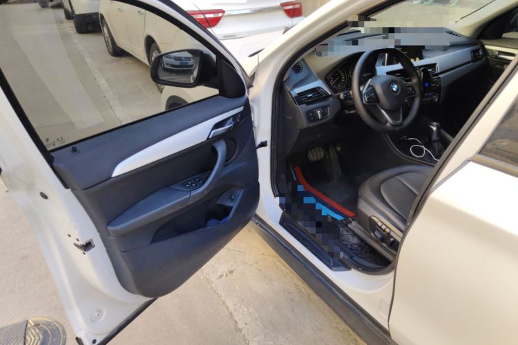 Used BMW X1 2016 sDrive18Li Premium Edition Driver Seat