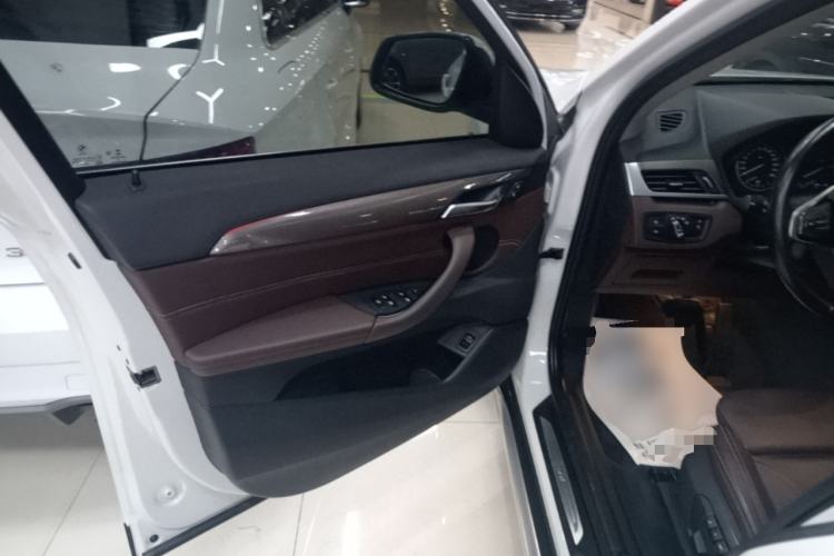 Used BMW X1 2016 sDrive20Li Luxury Model Driver Seat