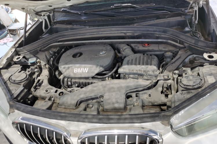 Used BMW X1 2016 sDrive18Li Fashion Model Engine Bay