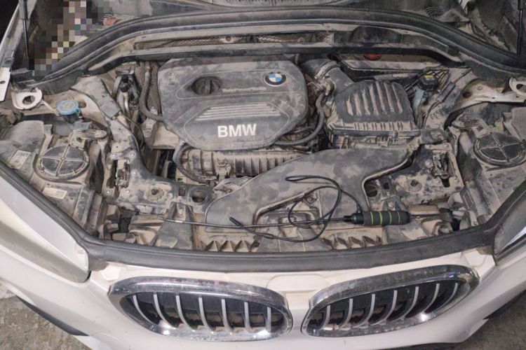 Used BMW X1 2016 sDrive18Li Fashion Model Engine Bay