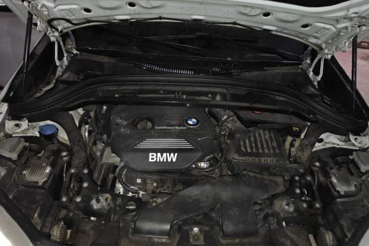 Used BMW X1 2016 sDrive18Li Premium Edition Engine Bay