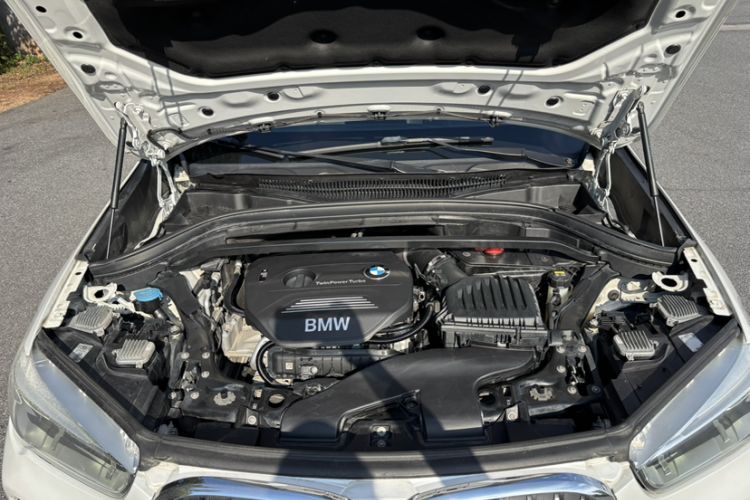 Used BMW X1 2016 sDrive18Li Premium Edition Engine Bay