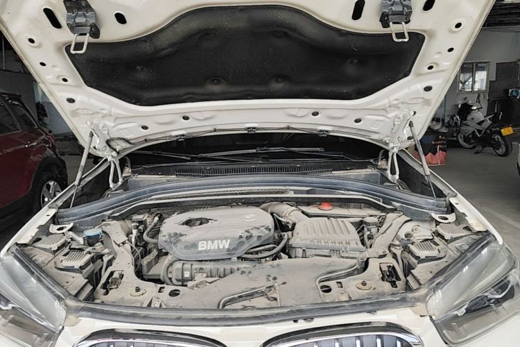 Used BMW X1 2016 sDrive18Li Premium Edition Engine Bay