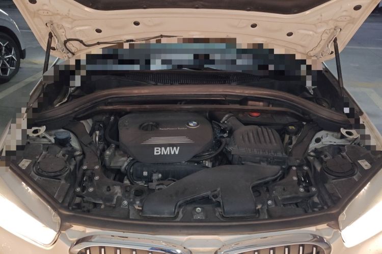 Used BMW X1 2016 sDrive18Li Fashion Model Engine Bay