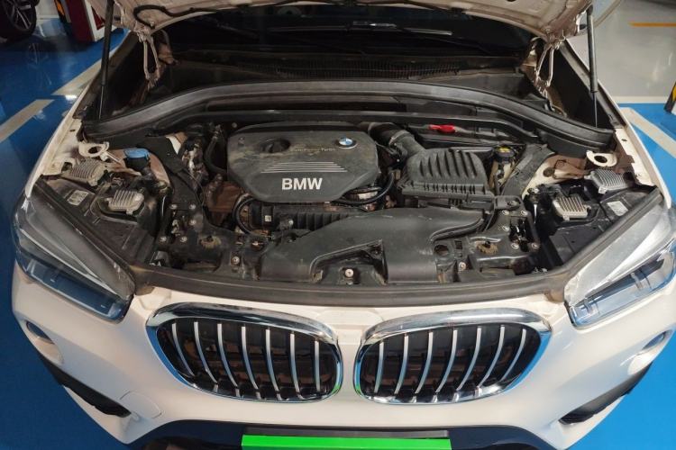Used BMW X1 2016 sDrive18Li Premium Edition Engine Bay