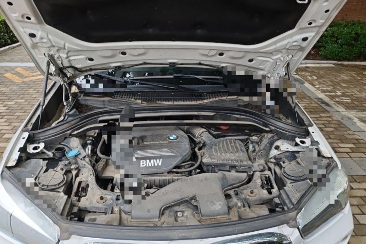 Used BMW X1 2016 sDrive18Li Fashion Model Engine Bay
