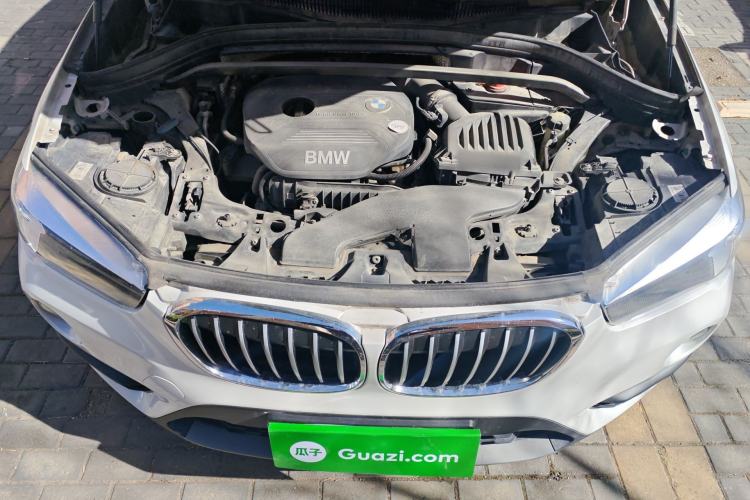 Used BMW X1 2016 sDrive18Li Fashion Model Engine Bay