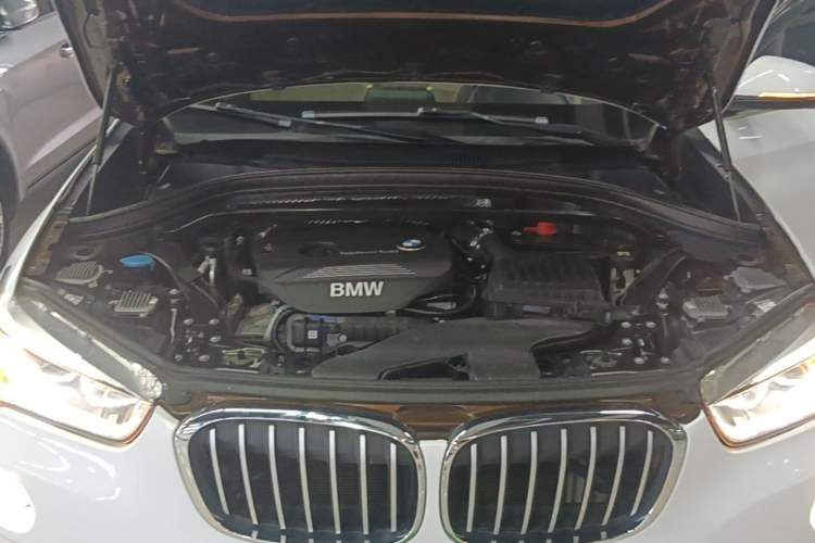 Used BMW X1 2016 sDrive18Li Luxury Model Engine Bay